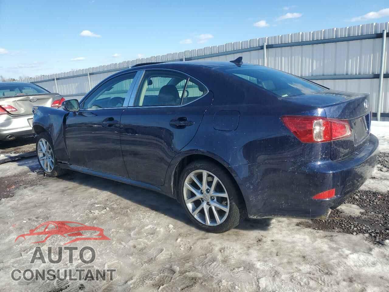 LEXUS IS 2012 - JTHCF5C24C5053733