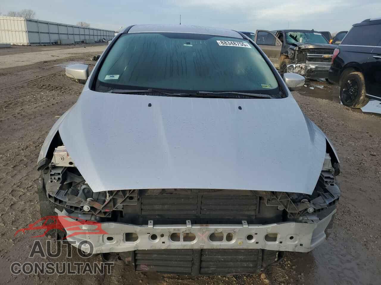 FORD FOCUS 2016 - 1FADP3K21GL271452