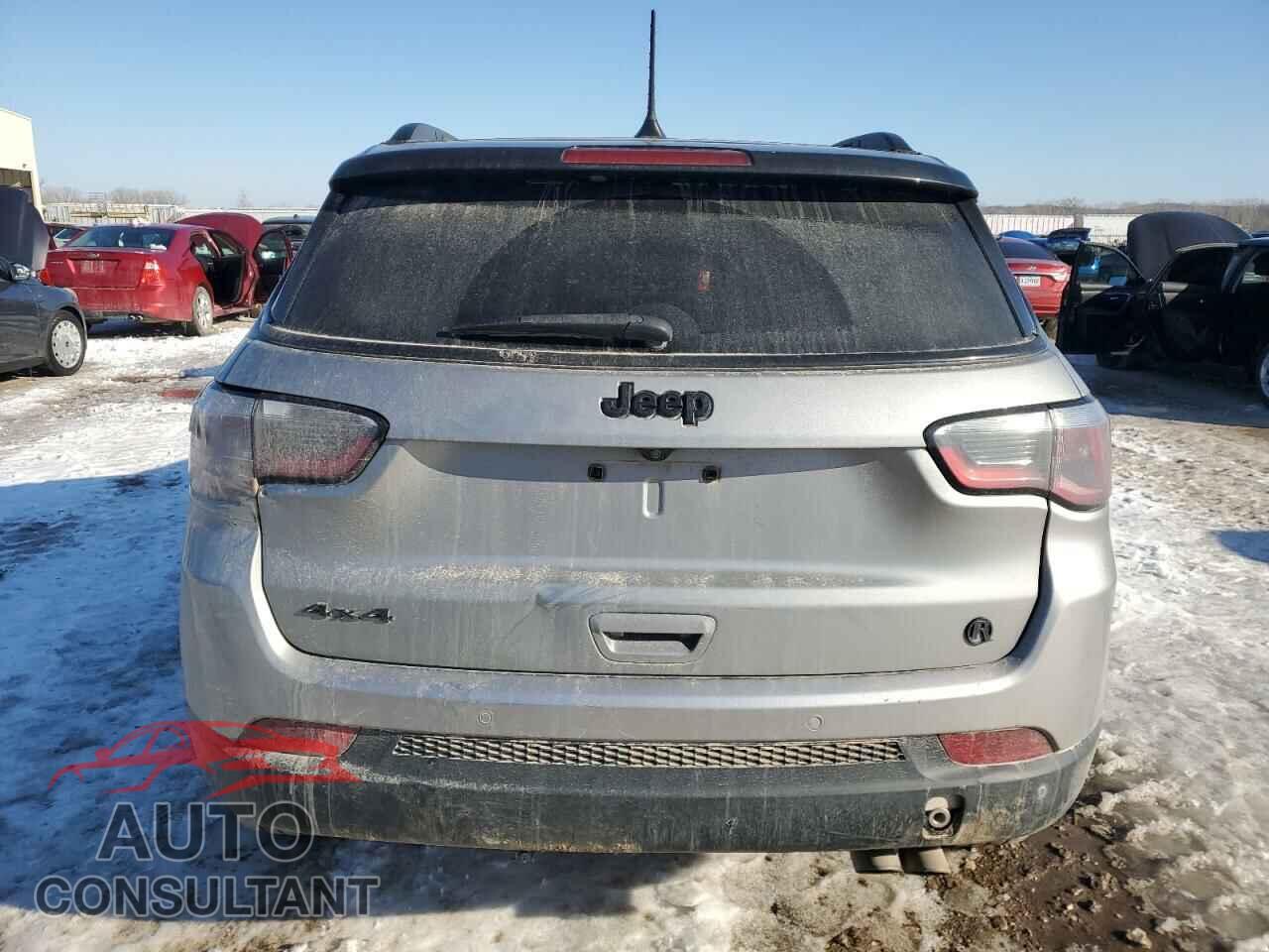 JEEP COMPASS 2019 - 3C4NJDCBXKT745237