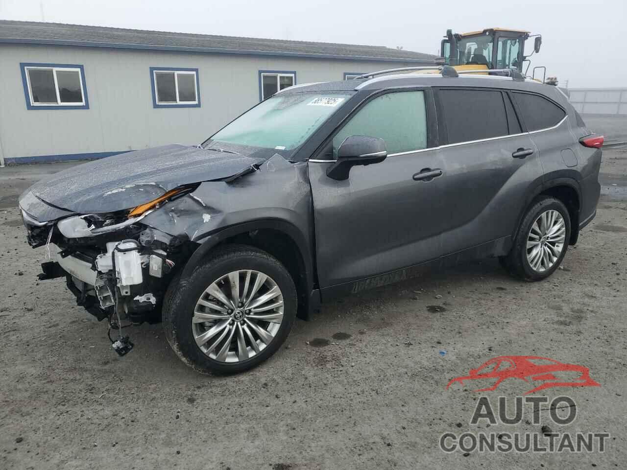 TOYOTA HIGHLANDER 2023 - 5TDKDRBH4PS523887