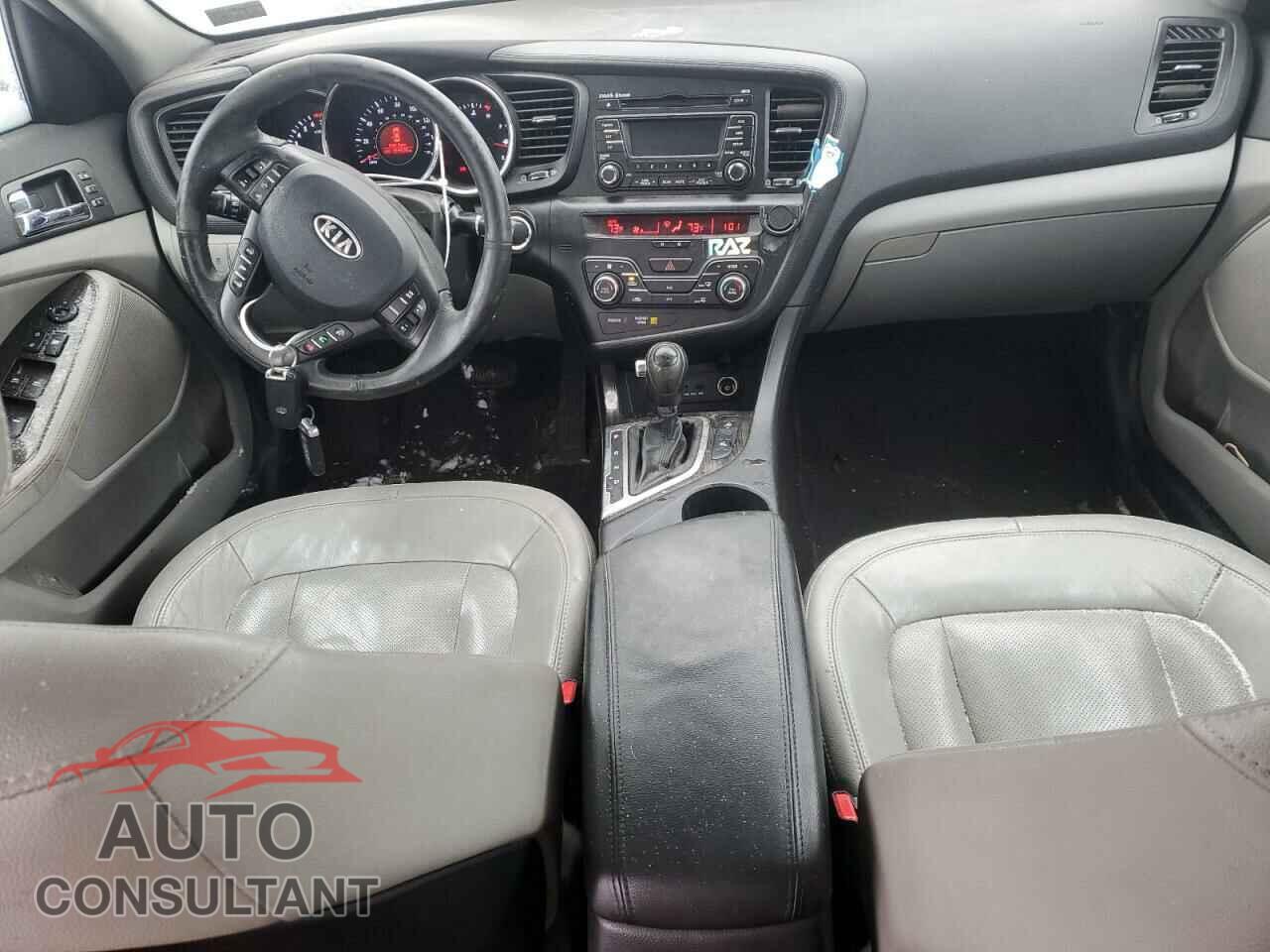KIA OPTIMA 2011 - KNAGN4A75B5059180