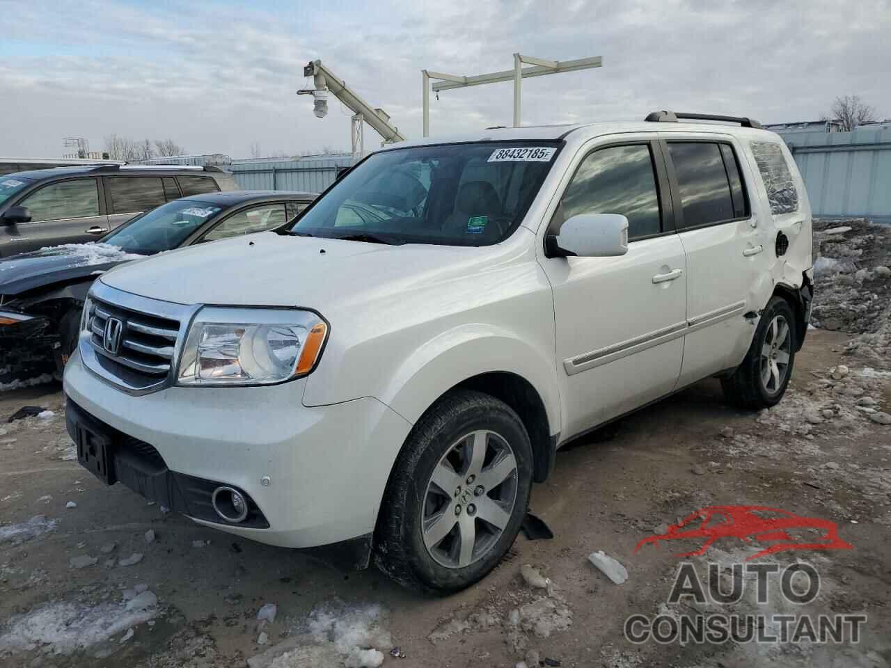 HONDA PILOT 2013 - 5FNYF4H95DB056096