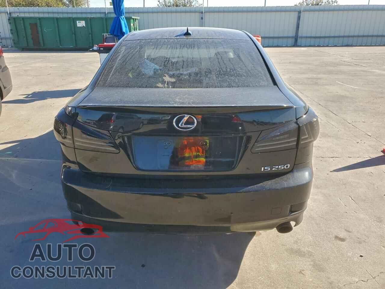 LEXUS IS 2011 - JTHBF5C28B5149729