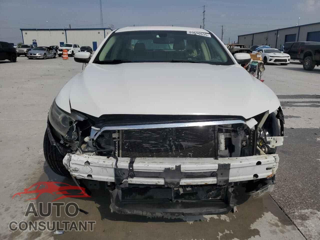 FORD TAURUS 2014 - 1FAHP2E82EG174228