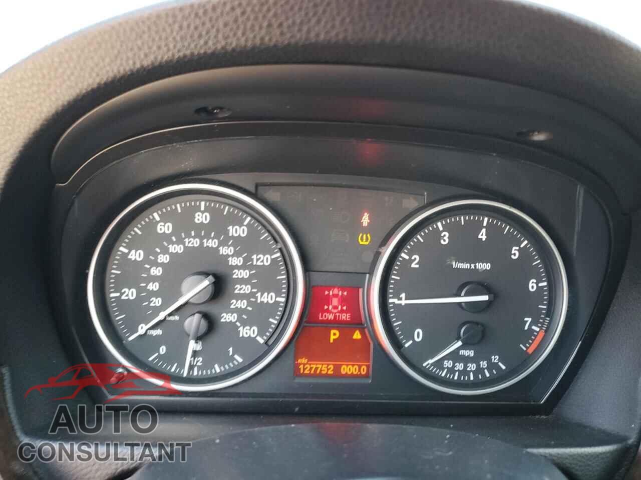 BMW 3 SERIES 2011 - WBAPH7C59BE681494