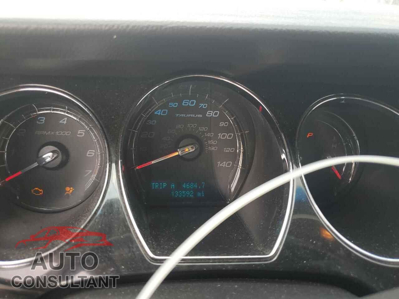 FORD TAURUS 2010 - 1FAHP2FW8AG118754