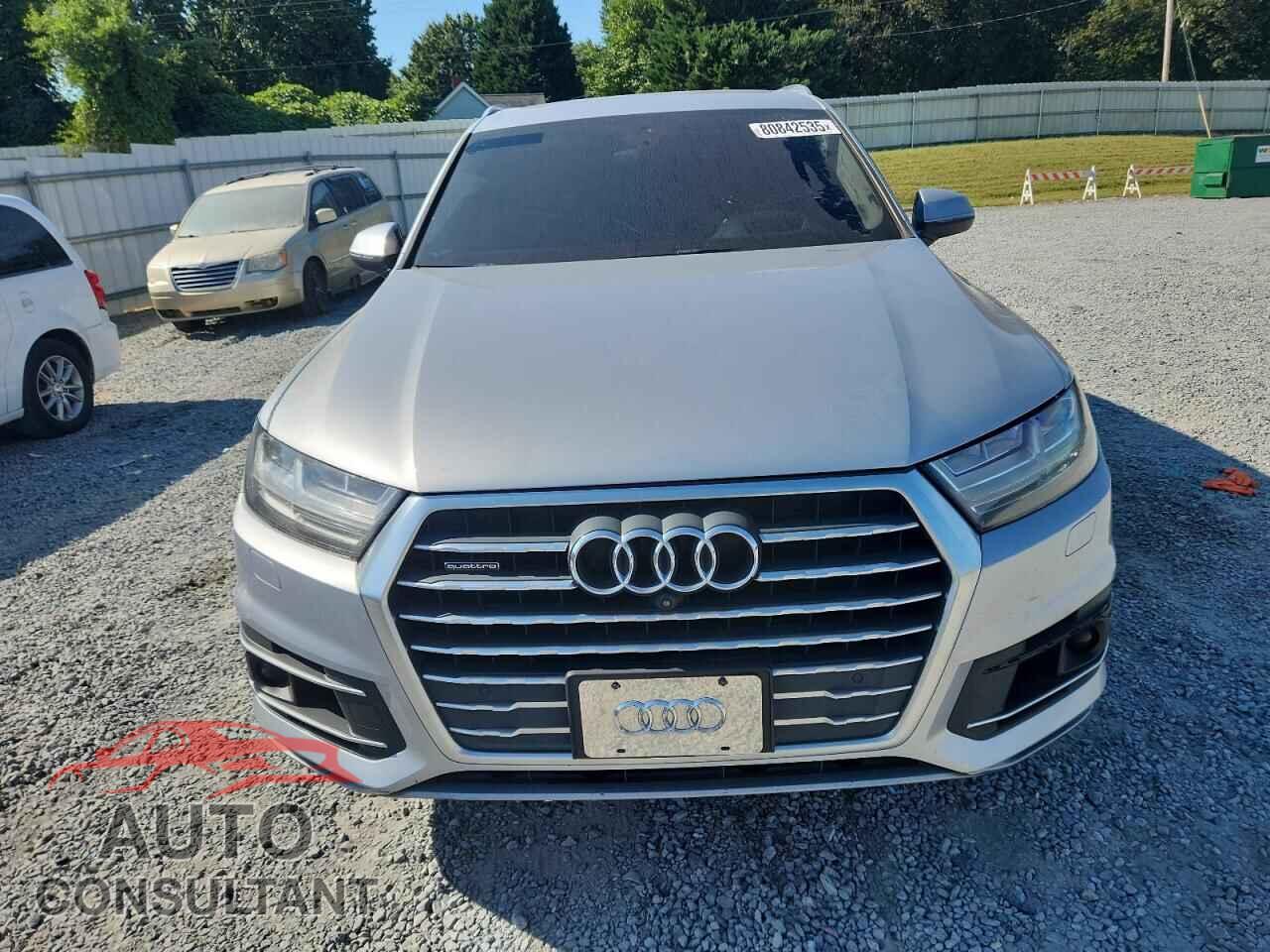 AUDI Q7 2018 - WA1VAAF78JD022863