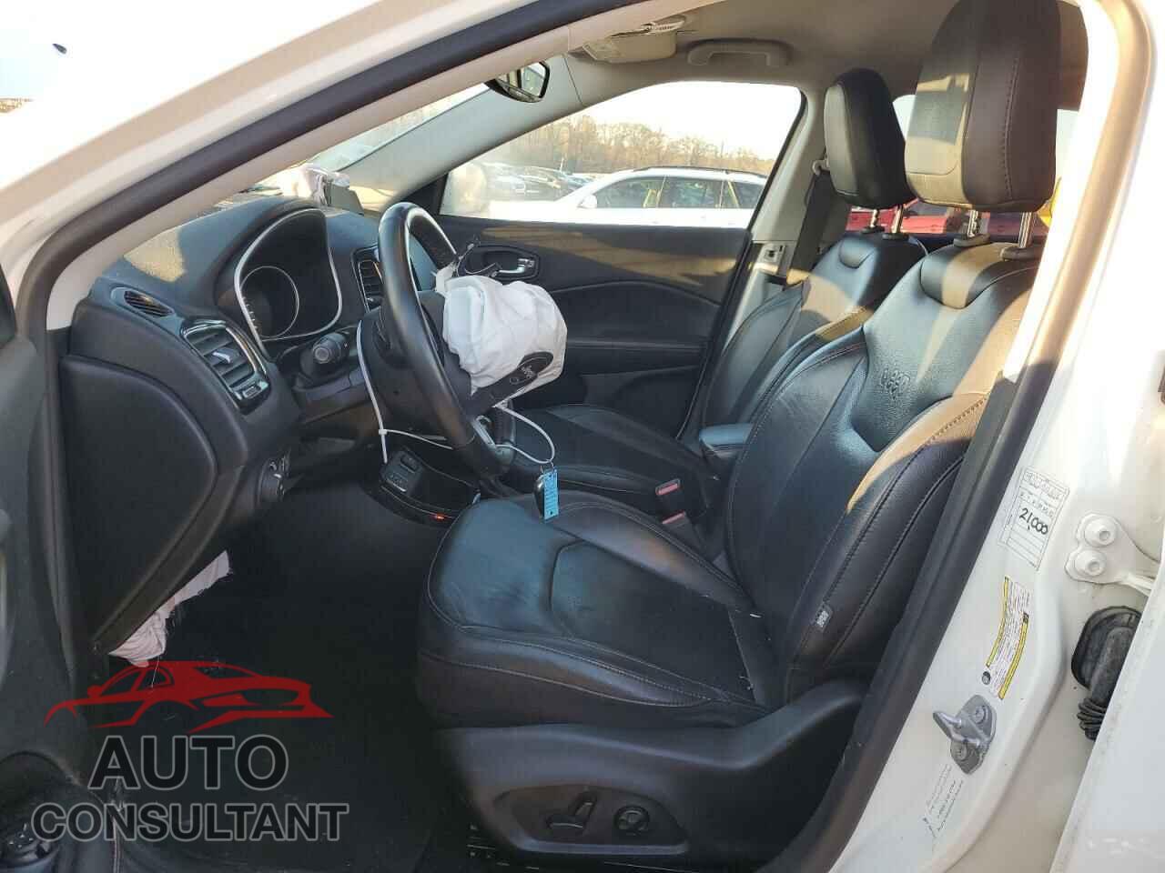 JEEP COMPASS 2019 - 3C4NJCCB3KT662744