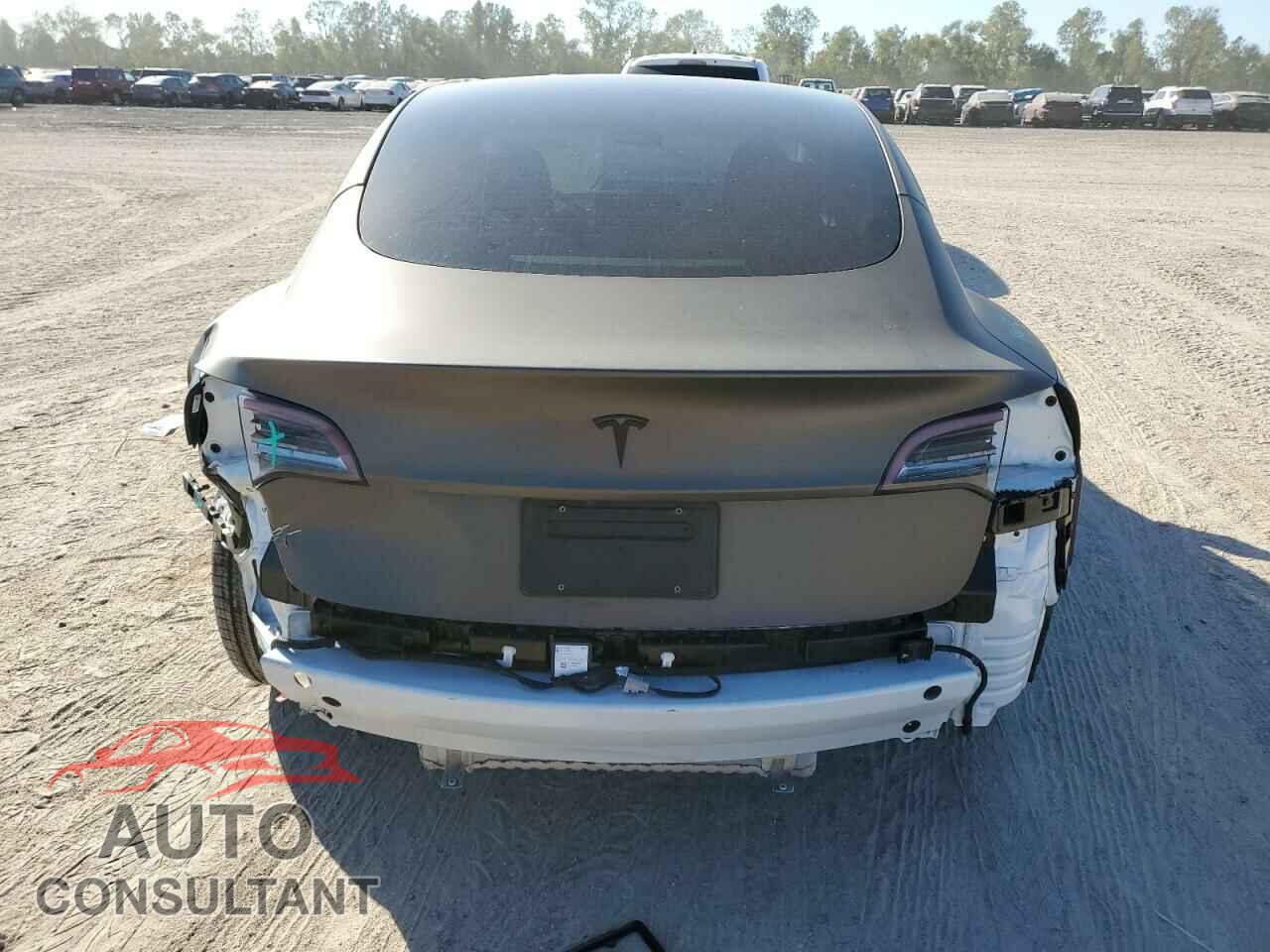 TESLA MODEL 3 2023 - 5YJ3E1EAXPF560089