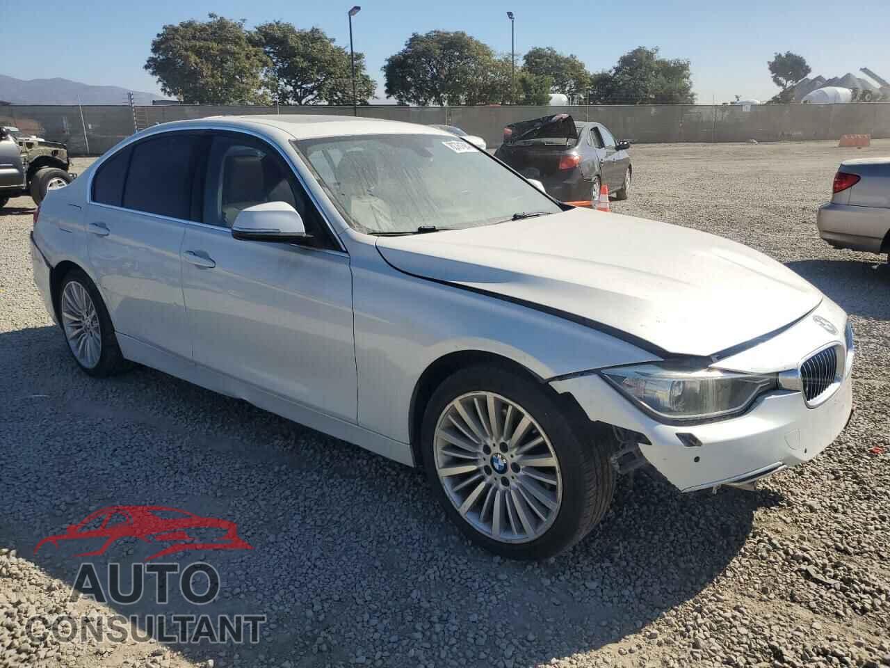 BMW 3 SERIES 2014 - WBA3A5C59EP600039