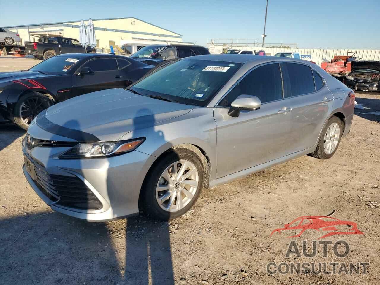 TOYOTA CAMRY 2021 - 4T1C11AK5MU547355