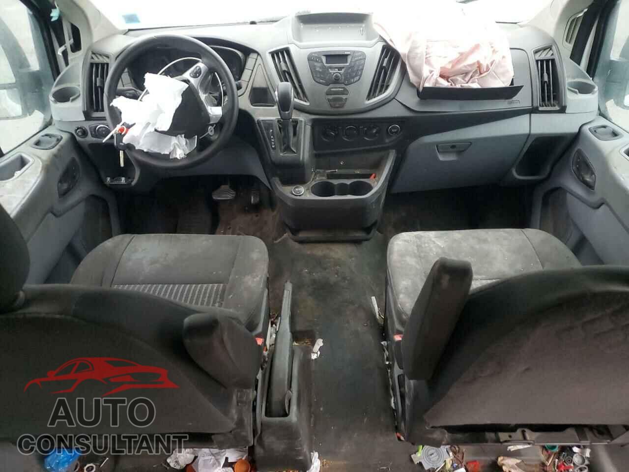 FORD TRANSIT 2018 - 1FTYR1YM5JKA77054