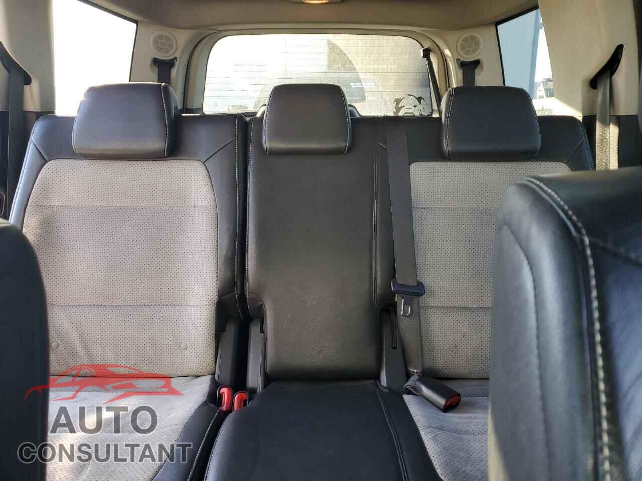 FORD FLEX 2011 - 2FMHK6DCXBBD32075