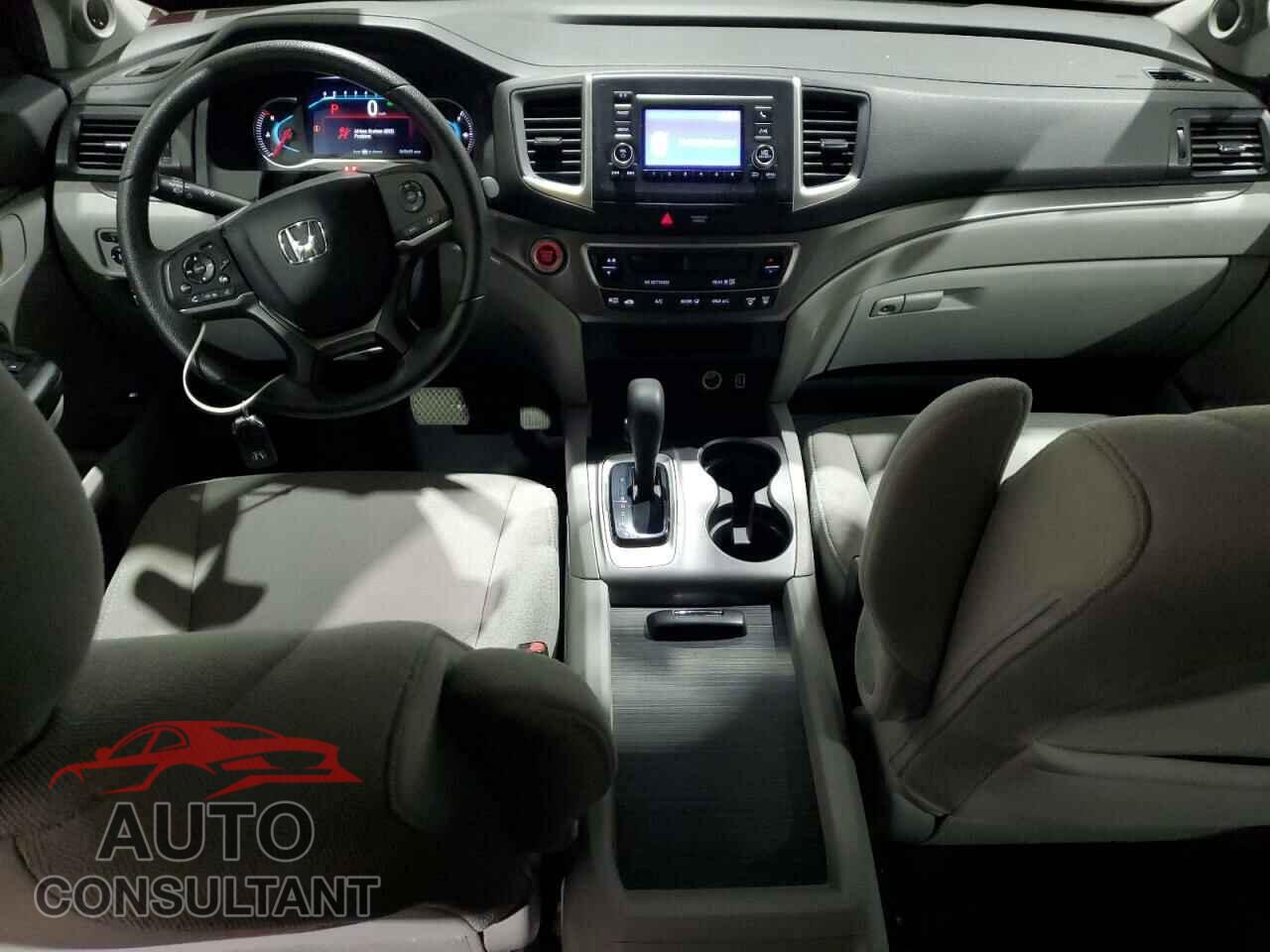 HONDA PILOT 2019 - 5FNYF6H17KB021420