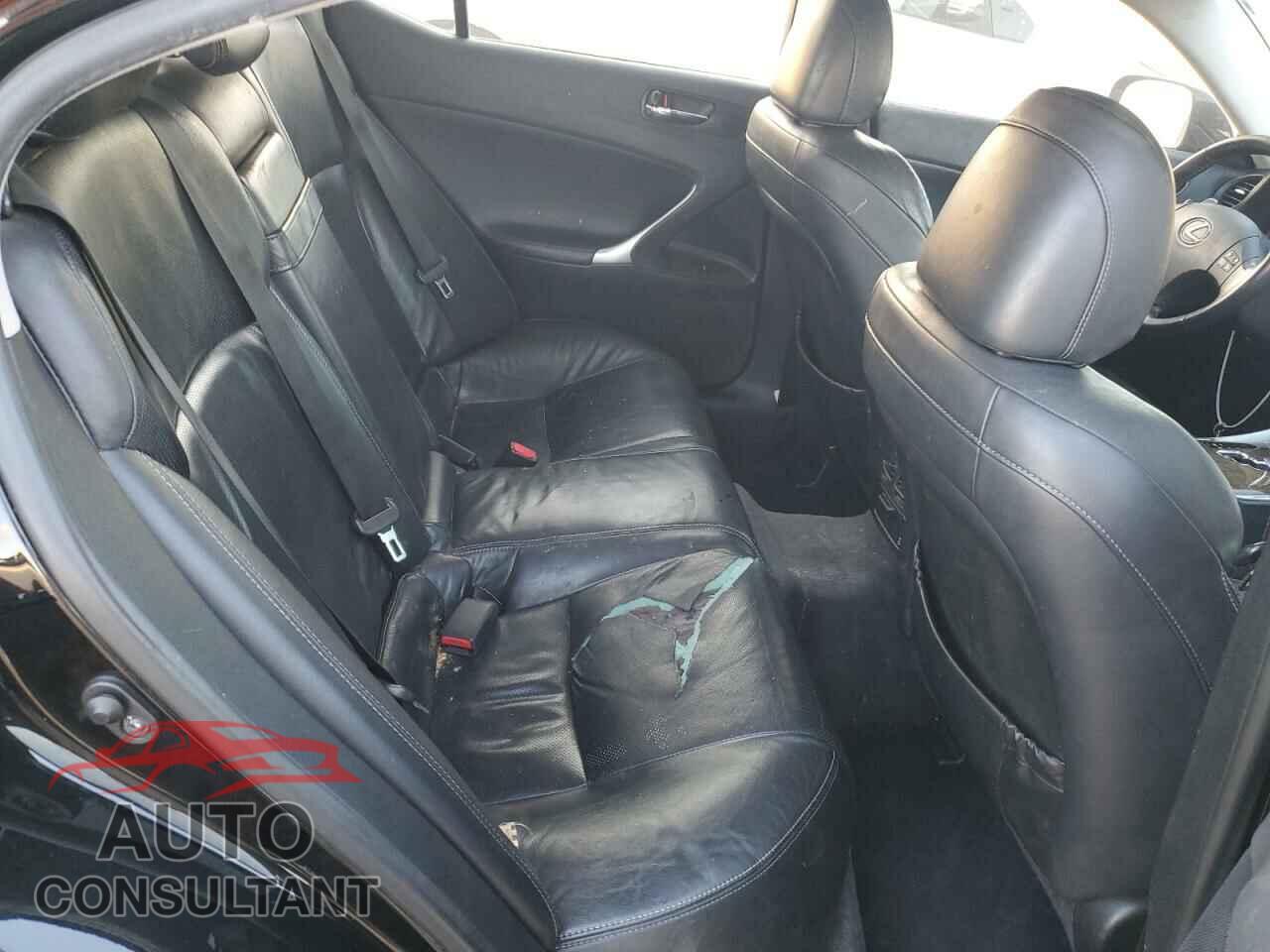 LEXUS IS 2010 - JTHBF5C2XA5128041