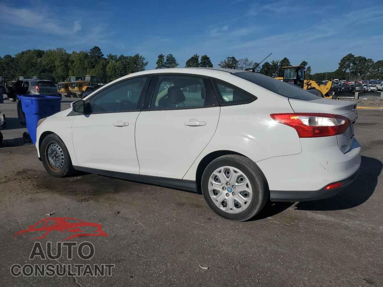 FORD FOCUS 2012 - 1FAHP3F20CL186317