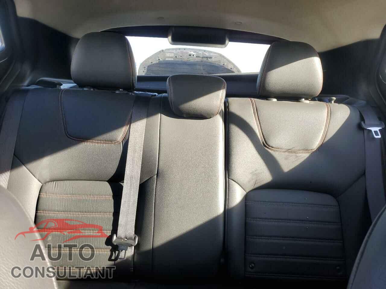 NISSAN KICKS 2019 - 3N1CP5CU3KL522117