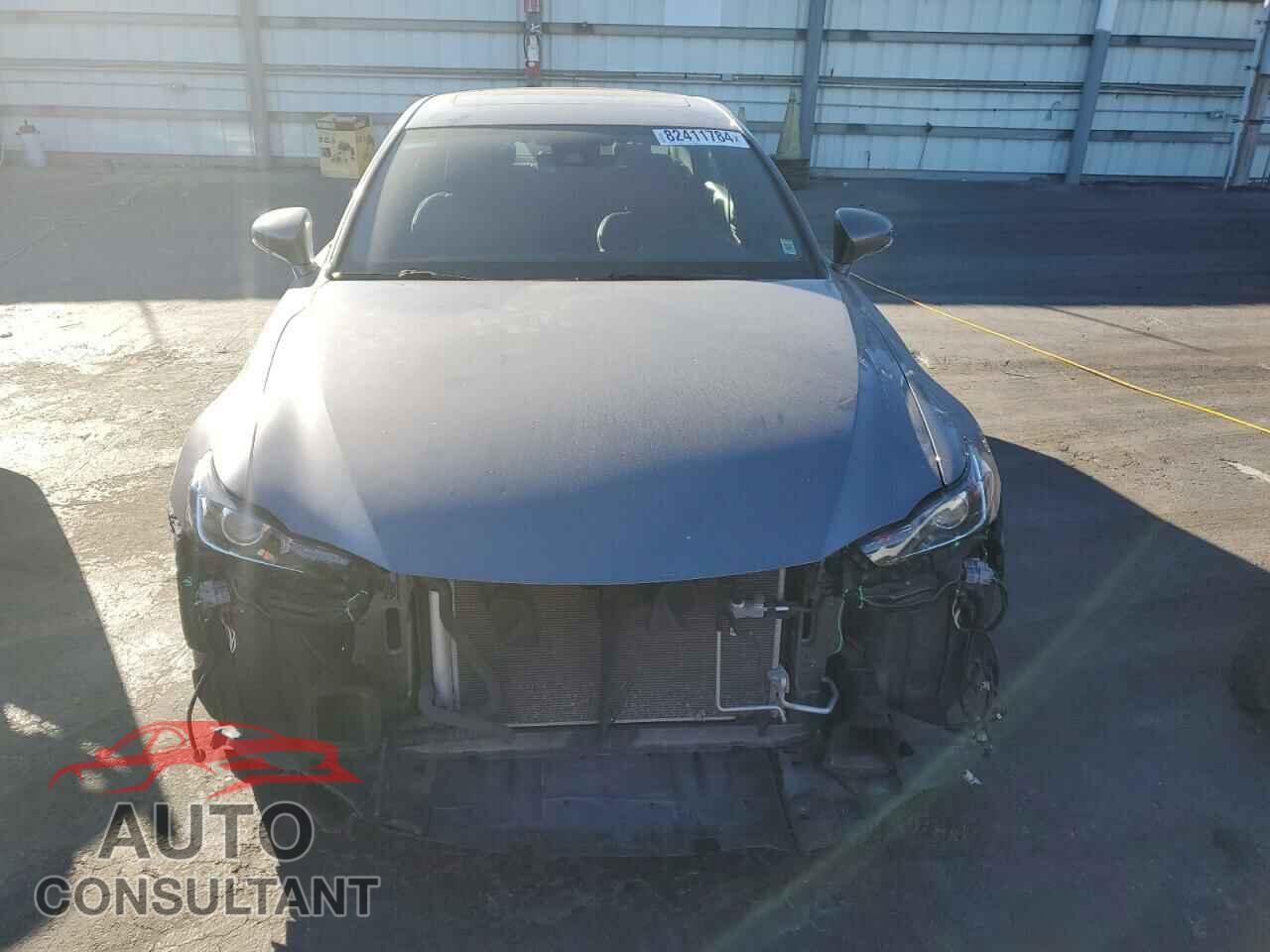 LEXUS IS 2017 - JTHBA1D25H5053765