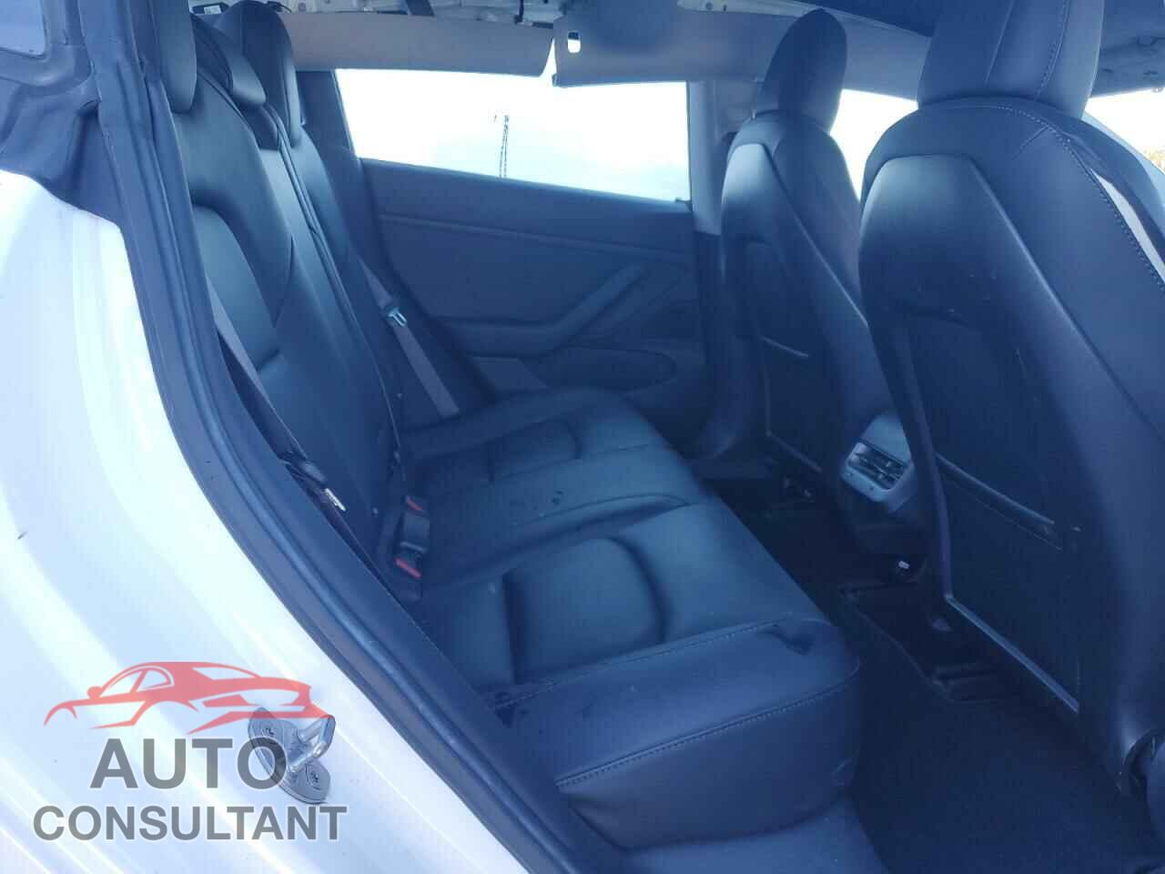 TESLA MODEL 3 2018 - 5YJ3E1EA2JF036054