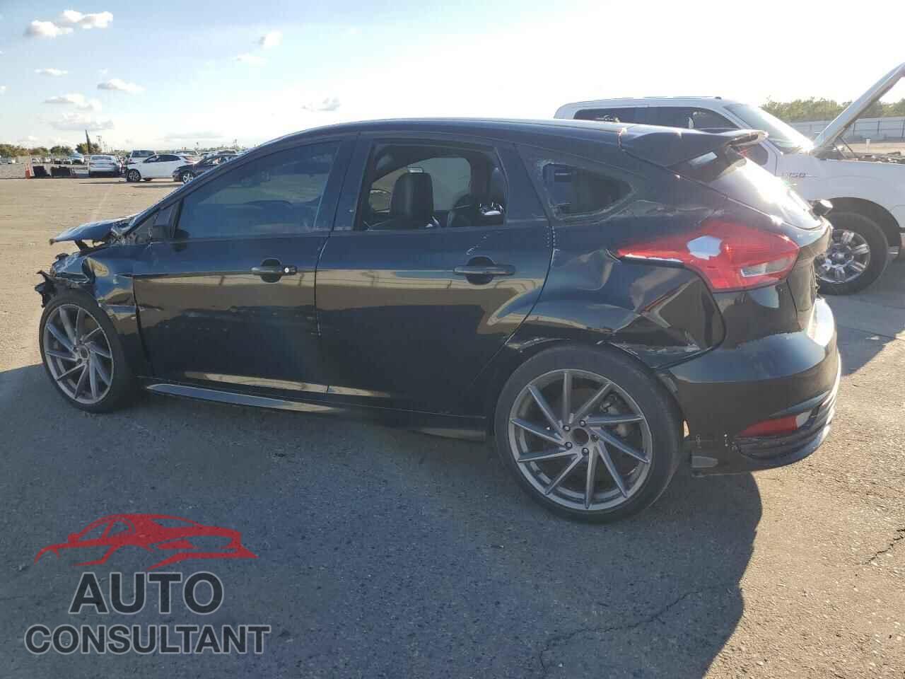FORD FOCUS 2016 - 1FADP3L97GL258782