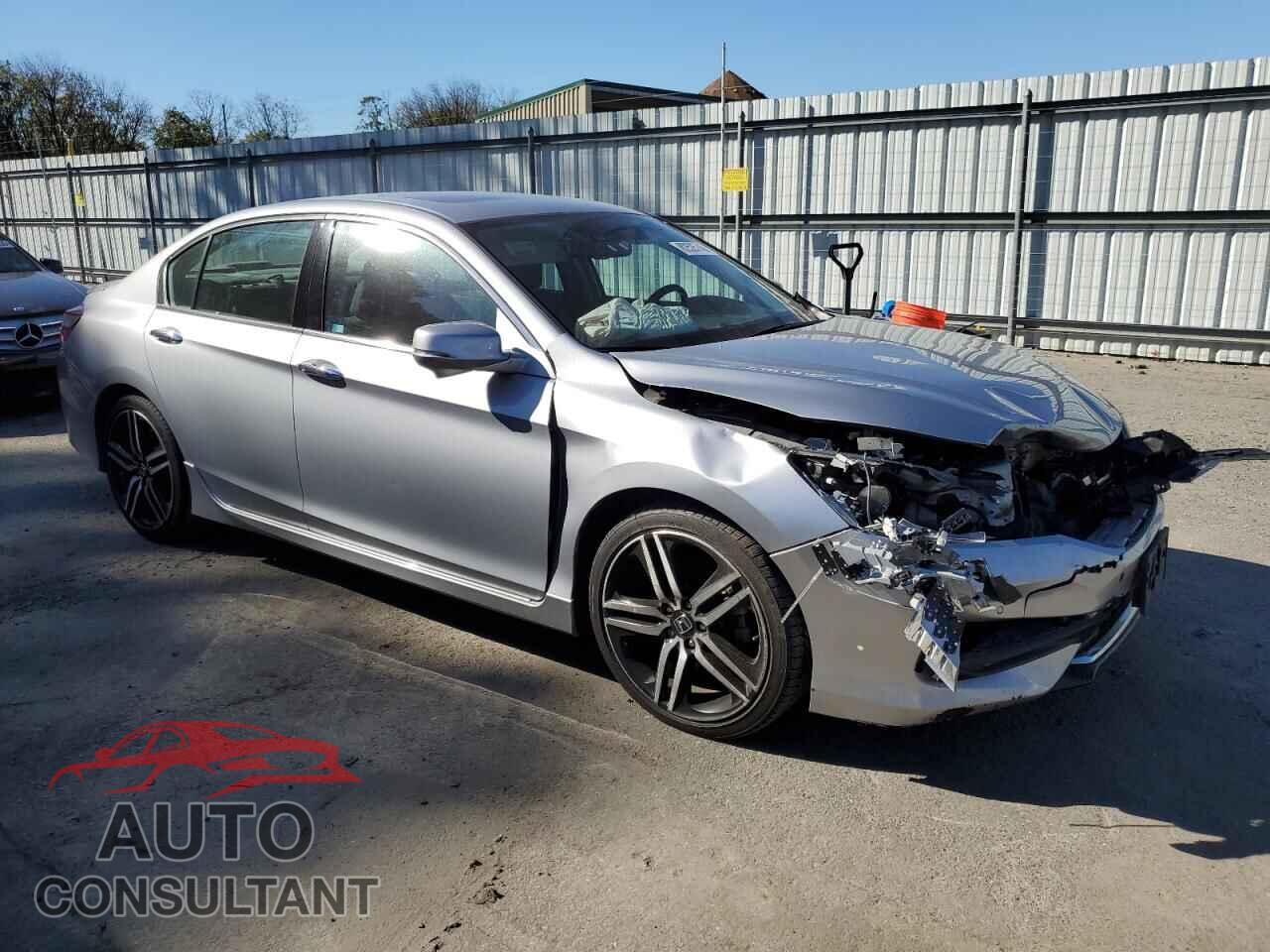 HONDA ACCORD 2017 - 1HGCR3F90HA043741