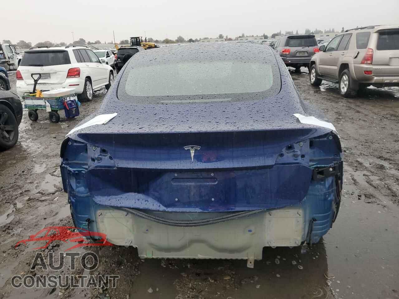 TESLA MODEL 3 2018 - 5YJ3E1EA5JF038283