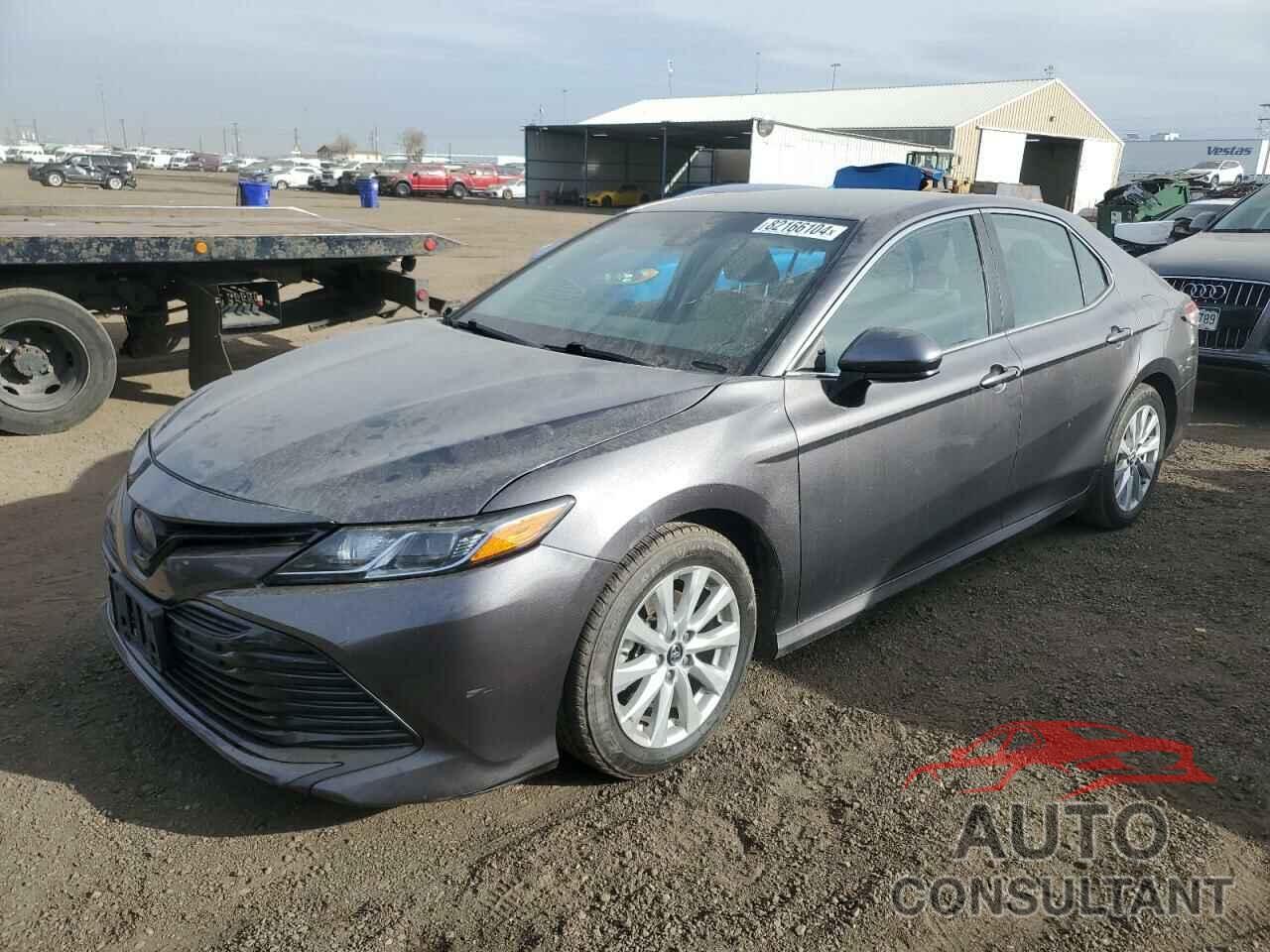 TOYOTA CAMRY 2018 - 4T1B11HK0JU154358