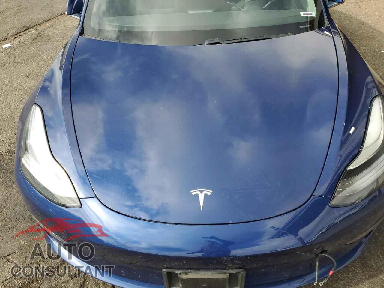 TESLA MODEL 3 2019 - 5YJ3E1EB8KF433066