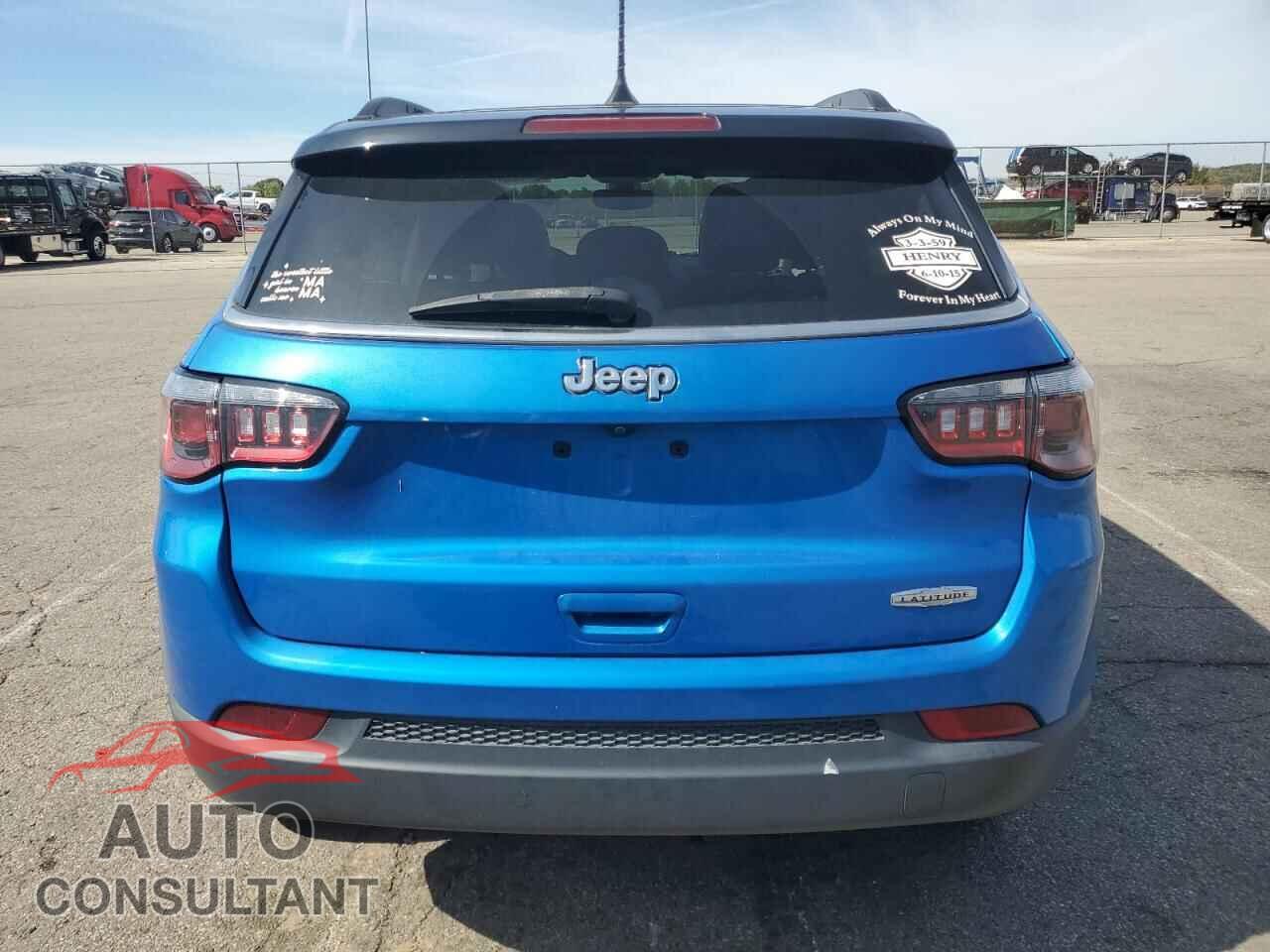 JEEP COMPASS 2018 - 3C4NJCBB3JT125288