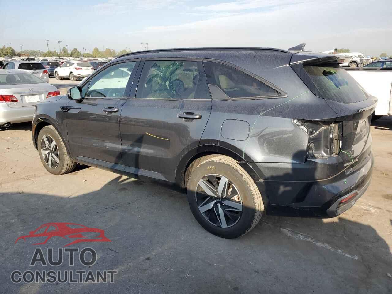 KIA SORENTO 2023 - 5XYRL4LC2PG212835