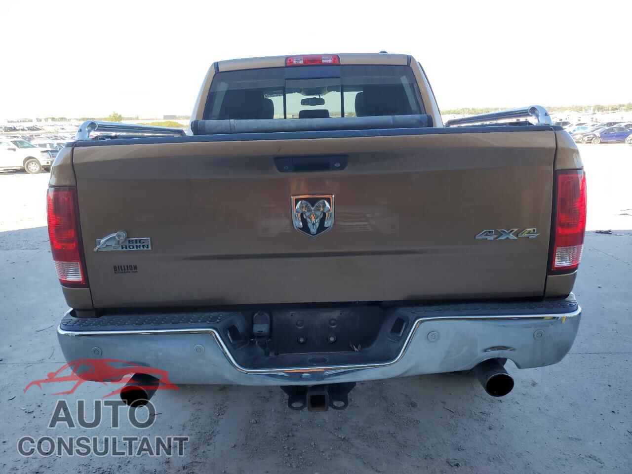 DODGE RAM 1500 2012 - 1C6RD7LT4CS148694