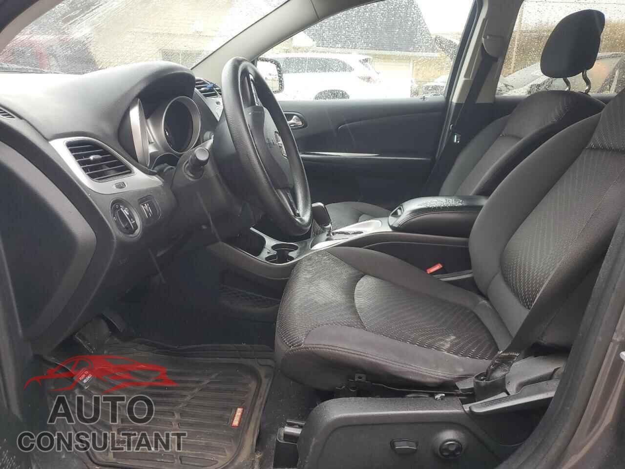 DODGE JOURNEY 2015 - 3C4PDCBB3FT604740