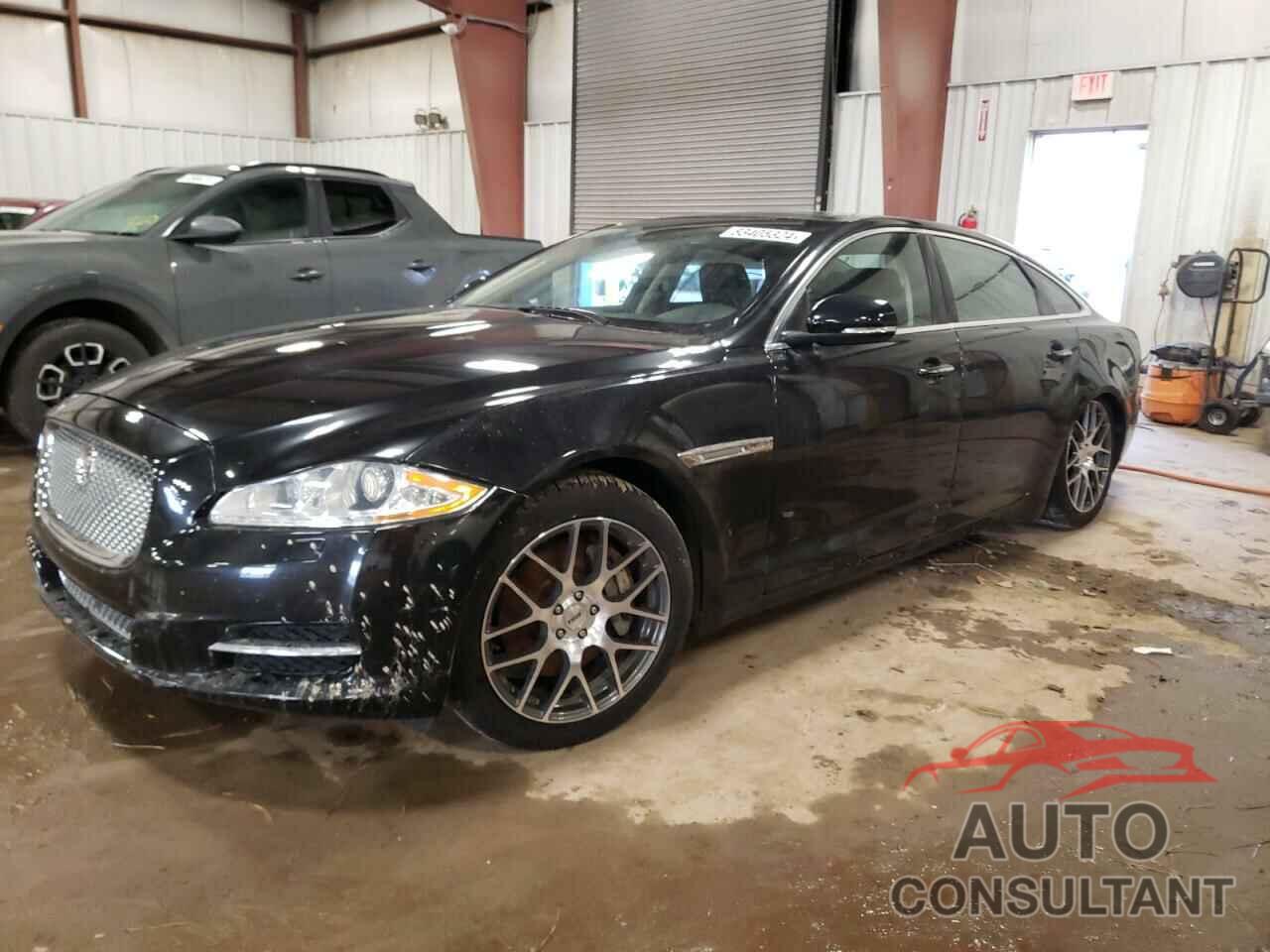 JAGUAR XJ 2015 - SAJWJ2GD2F8V88054