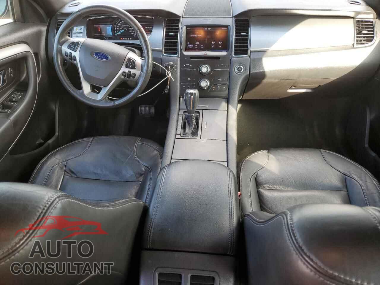 FORD TAURUS 2013 - 1FAHP2E85DG205826