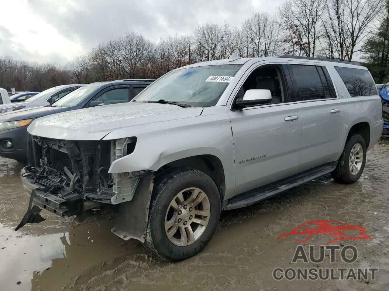 CHEVROLET SUBURBAN 2018 - 1GNSKHKC2JR299858