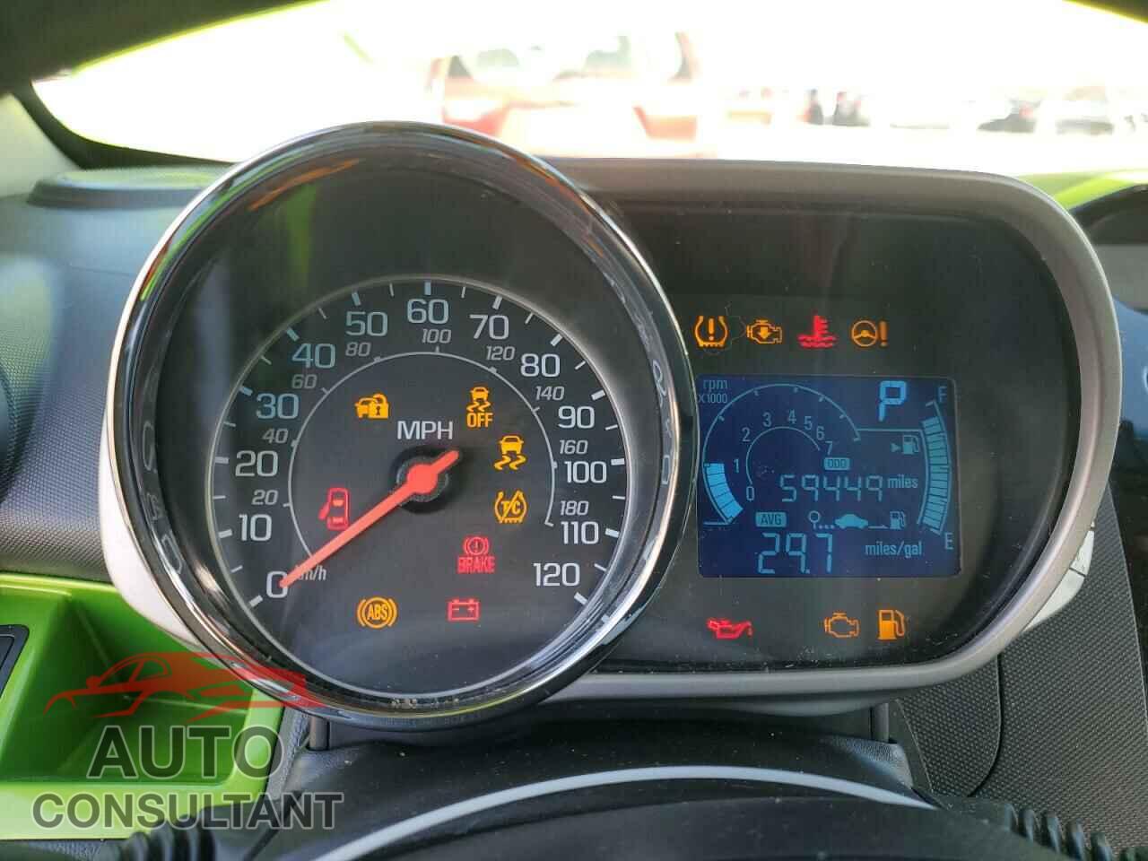 CHEVROLET SPARK 2015 - KL8CD6S98FC710229