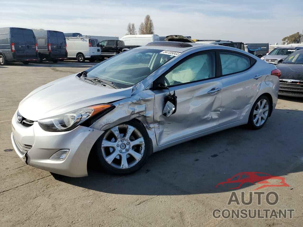 HYUNDAI ELANTRA 2012 - KMHDH4AE9CU440092