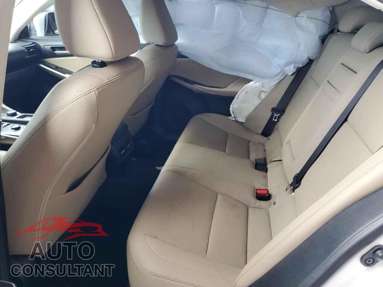 LEXUS IS 2019 - JTHBA1D28K5096360