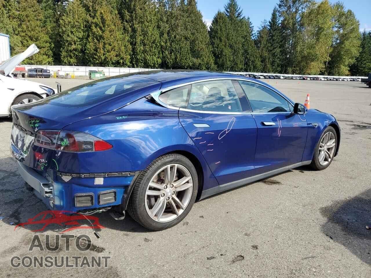 TESLA MODEL S 2015 - 5YJSA1E25FF106881