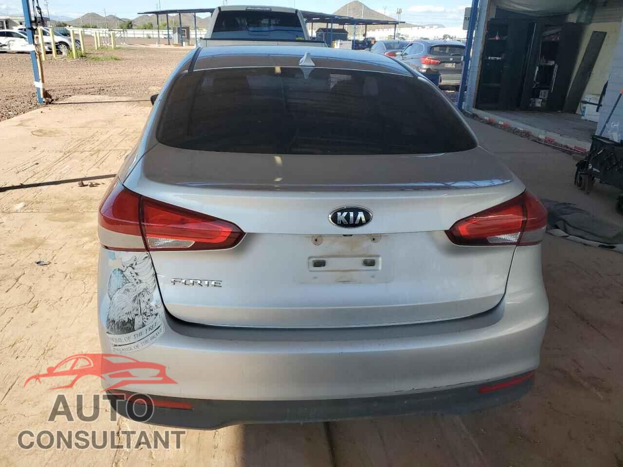 KIA FORTE 2017 - 3KPFL4A79HE148848