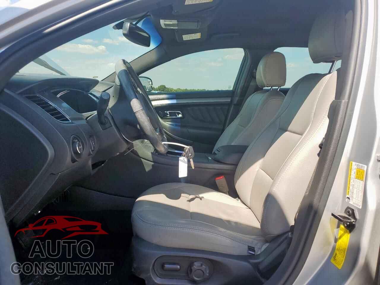 FORD TAURUS 2015 - 1FAHP2E82FG207259