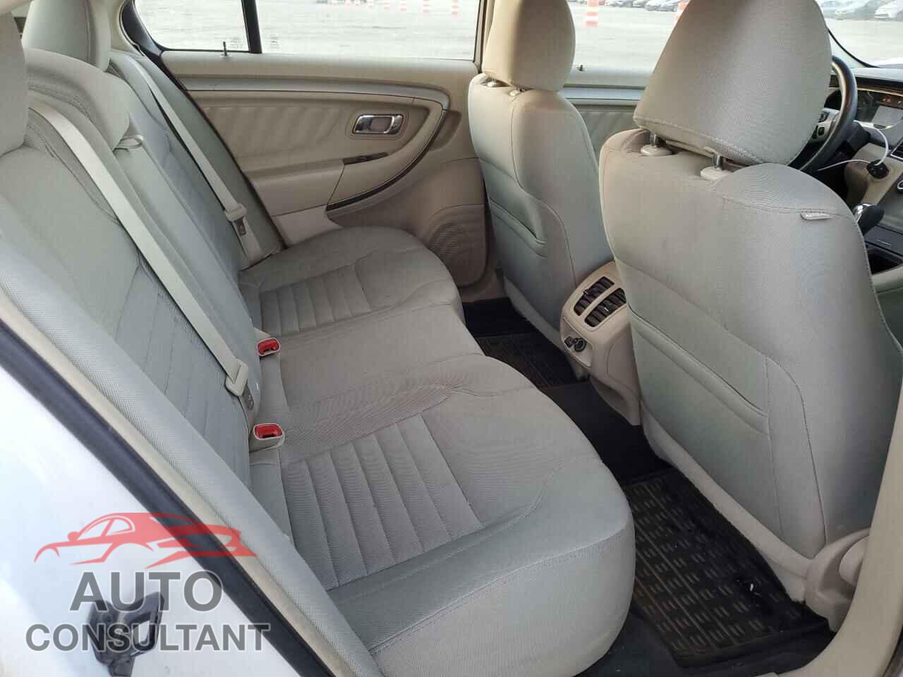 FORD TAURUS 2013 - 1FAHP2D80DG184353