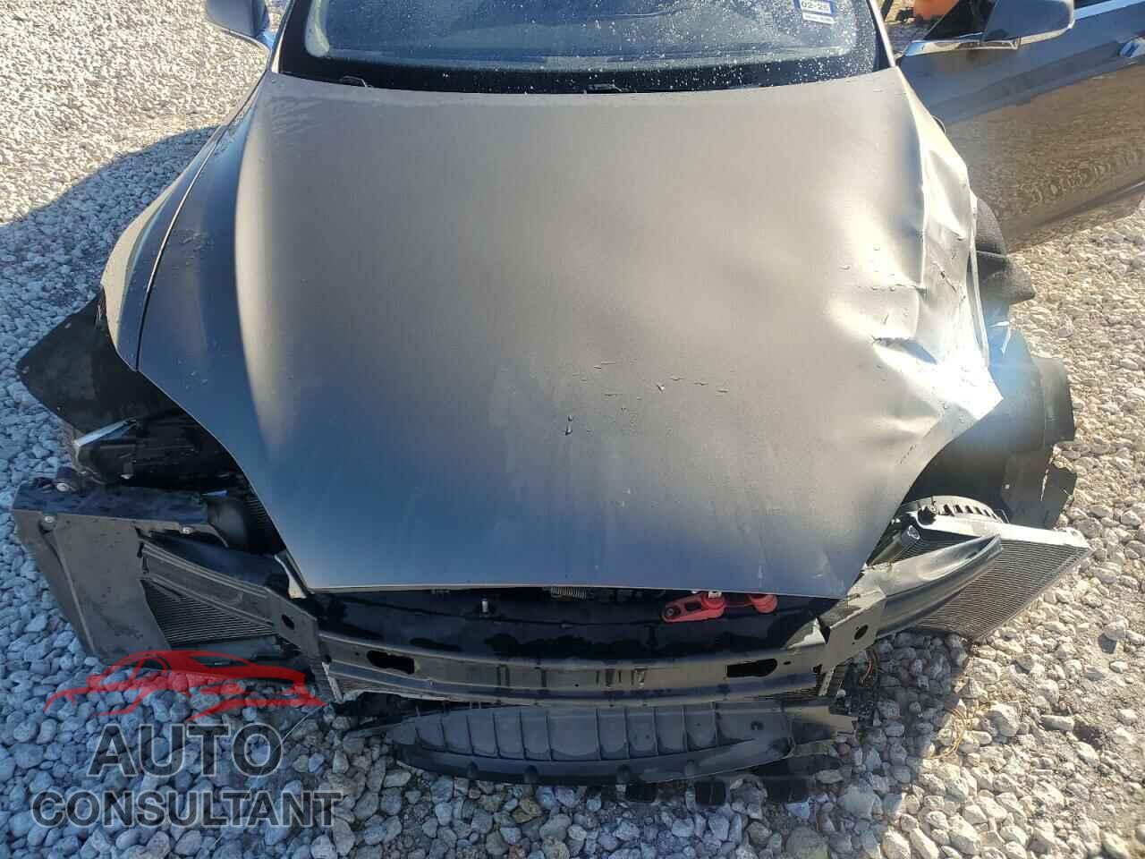 TESLA MODEL S 2015 - 5YJSA1S27FF082782