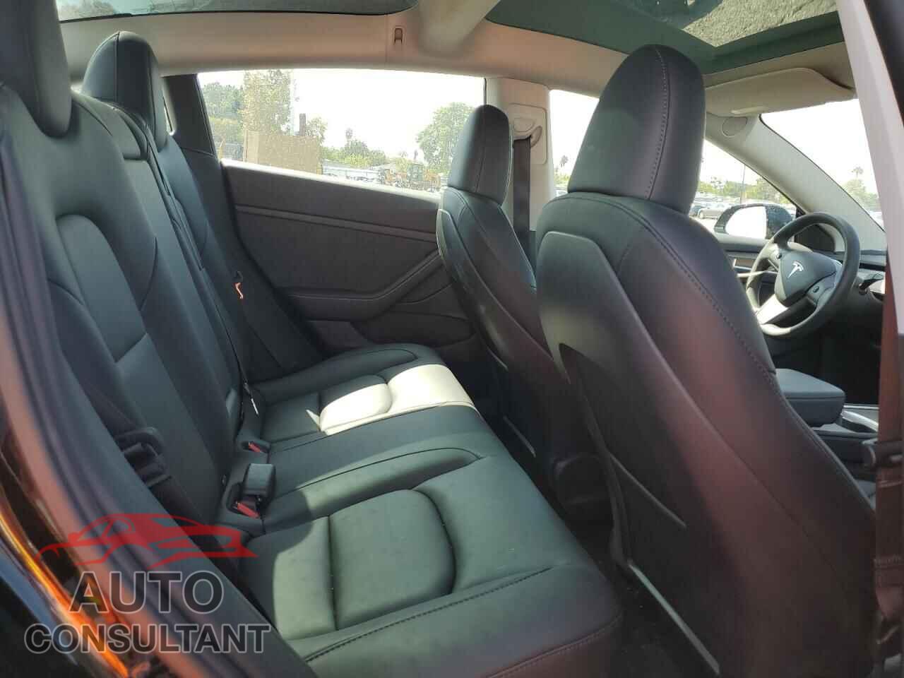 TESLA MODEL 3 2023 - 5YJ3E1EA8PF584665