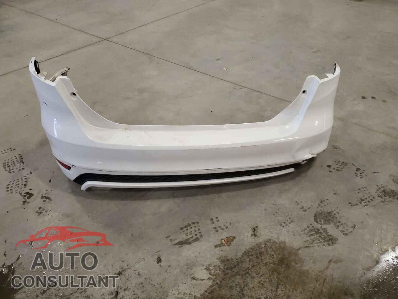 FORD FOCUS 2015 - 1FADP3F25FL219024