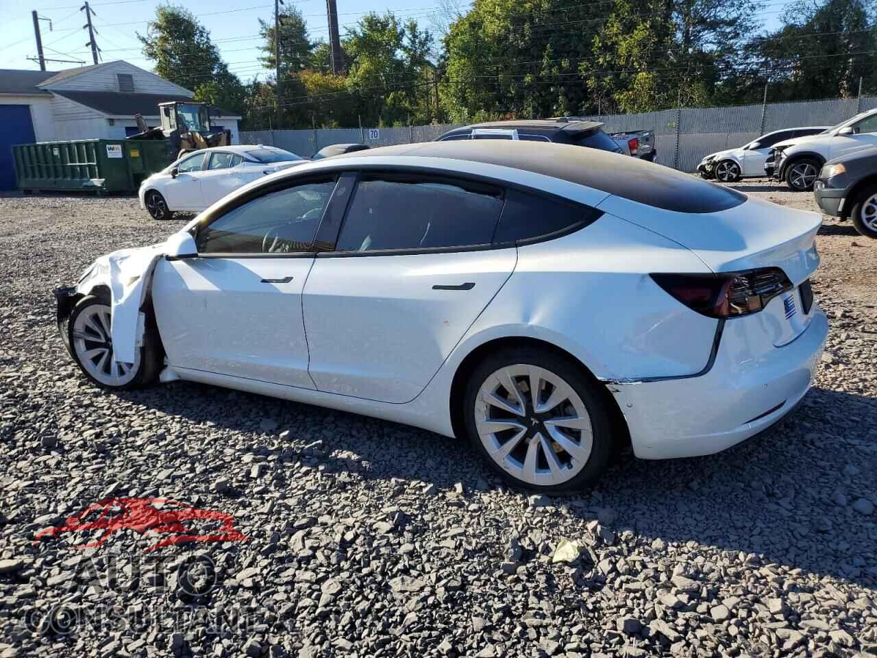 TESLA MODEL 3 2022 - 5YJ3E1EA0NF302595