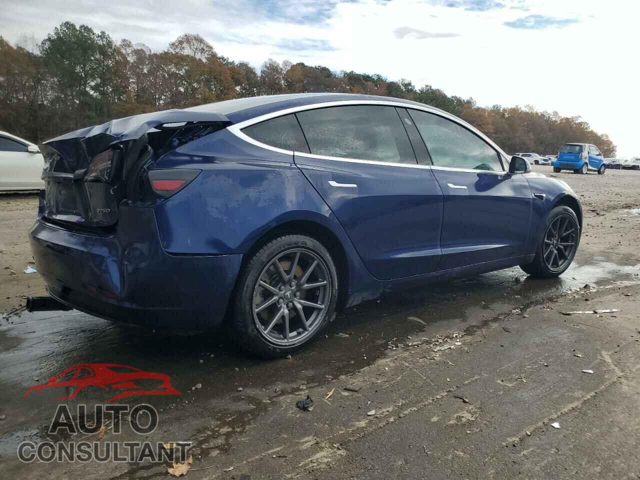 TESLA MODEL 3 2018 - 5YJ3E1EB0JF088579