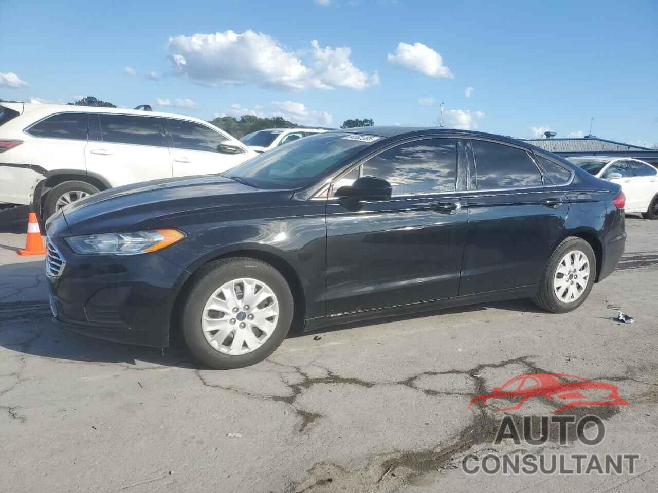 FORD FUSION 2019 - 3FA6P0G77KR162483