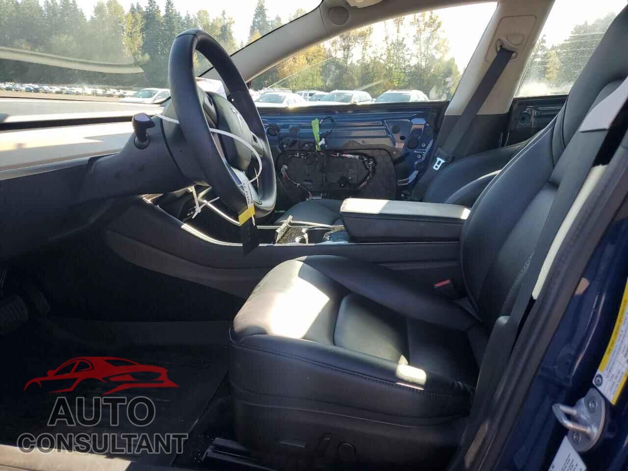 TESLA MODEL 3 2019 - 5YJ3E1EB6KF464879