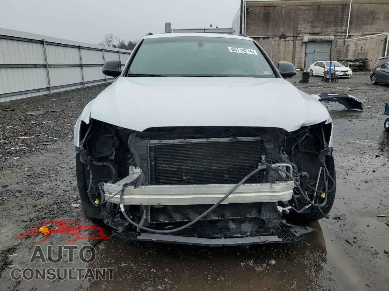 AUDI Q5 2017 - WA1D7AFP4HA041836